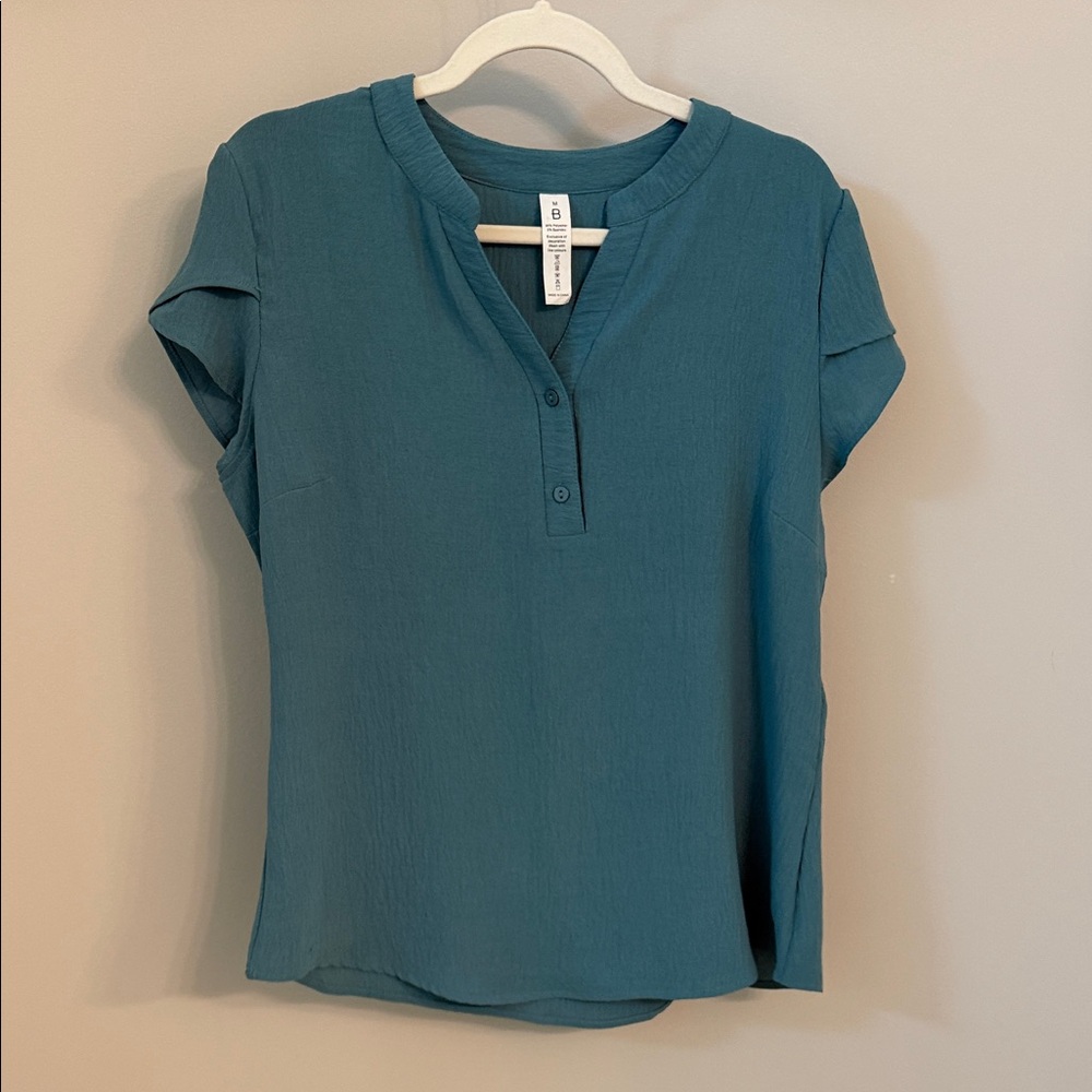 Arden B Teal Short-Sleeve Henley Blouse